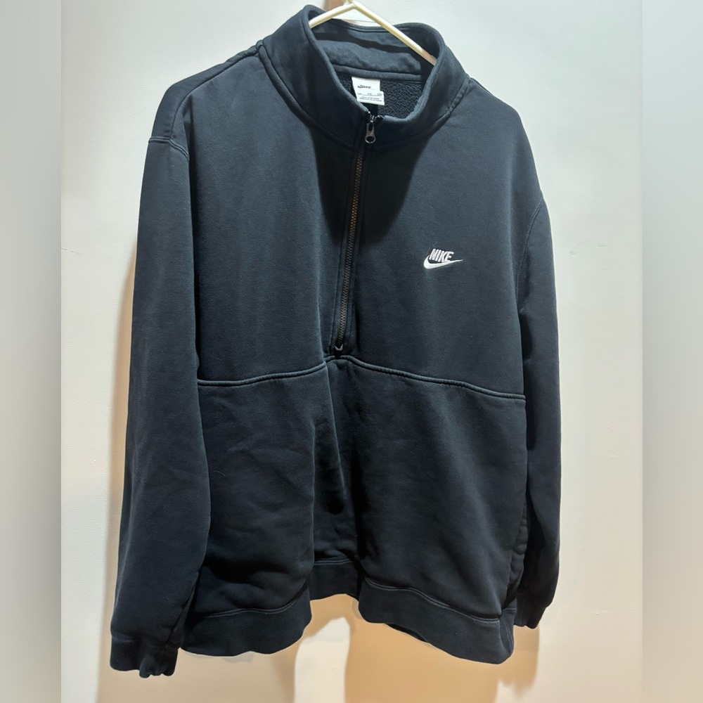 Nike Men's Dark Gray Half-Zip Sweatshirt